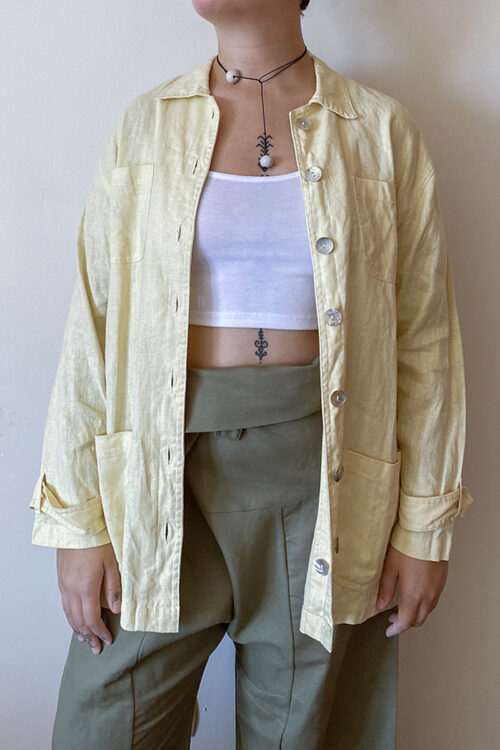 Collar de hilo y cerámica